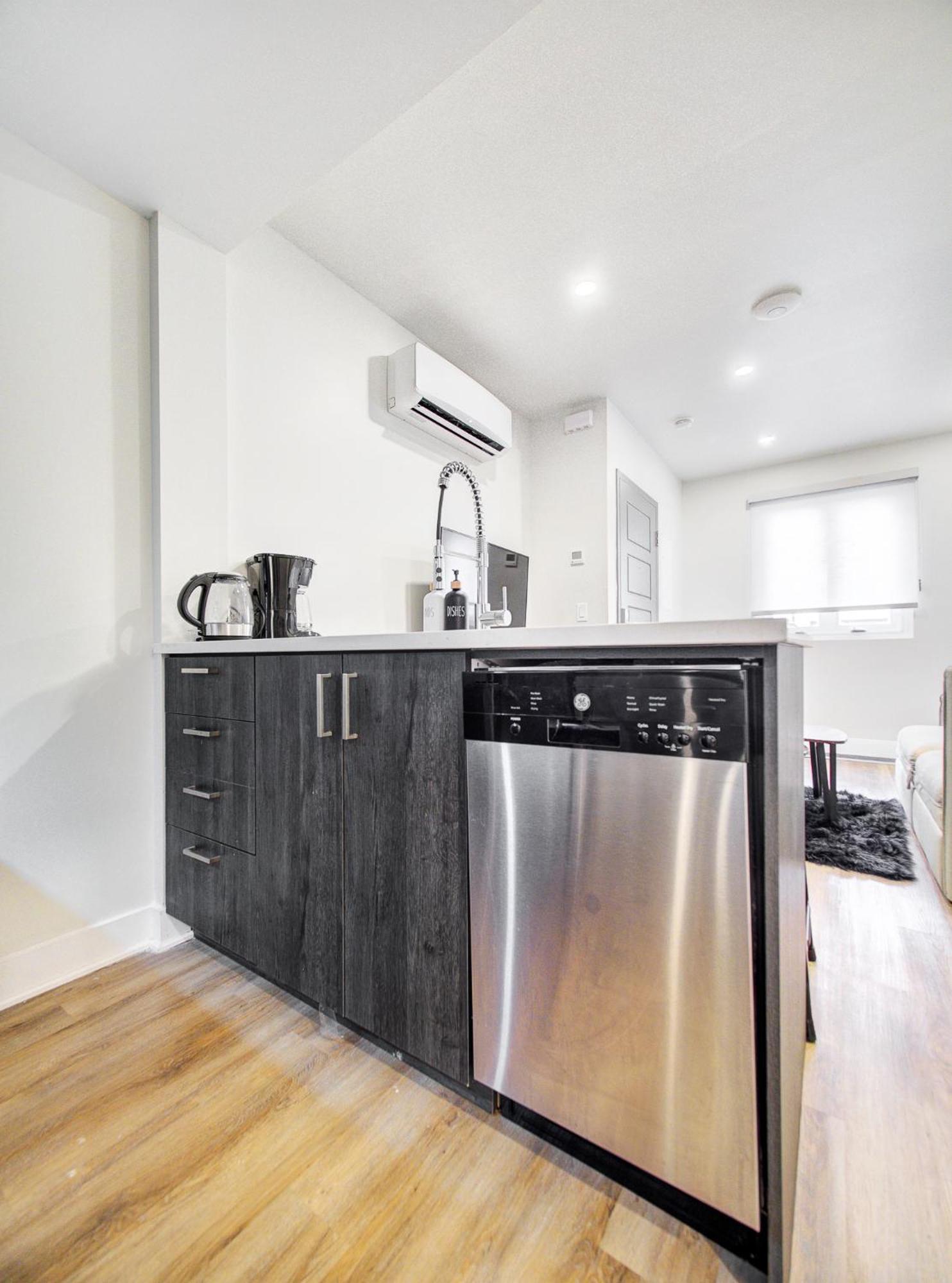 Ferienwohnung Amazing 1 Bdr Heart Of Plateau A Montréal Exterior foto